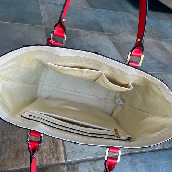 BCBGMaxAzria Red, Cream, and Black/DeepNave Calfskin Tote AMAZING CONDITION! - Picture 9 of 12